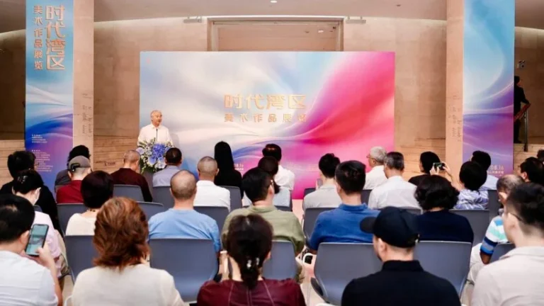 "Era of the Greater Bay Area Art Show Opens in Shenzhen"