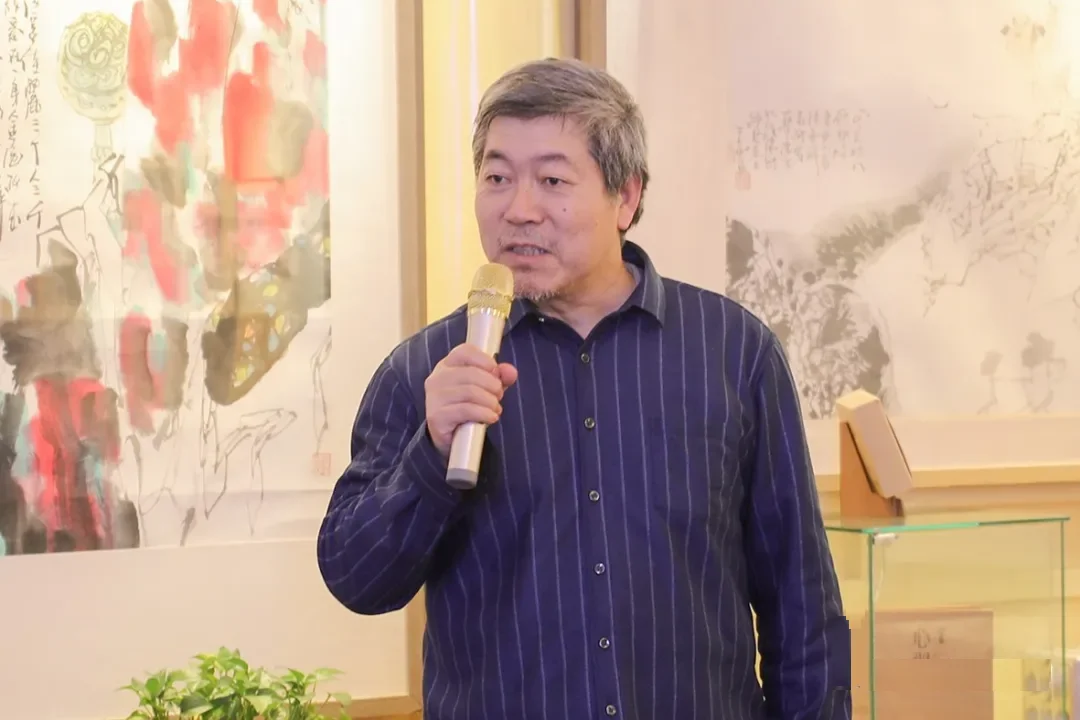 Su Donghe (苏东河)