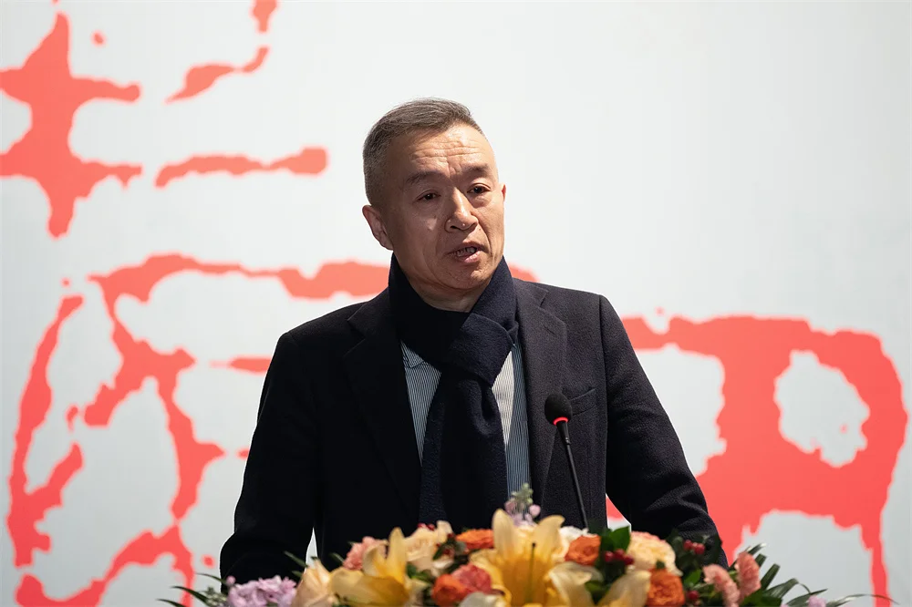 Yin Hailong (尹海龙)