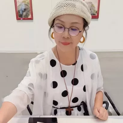 Artist Chen Mo (Chen Qiufang)