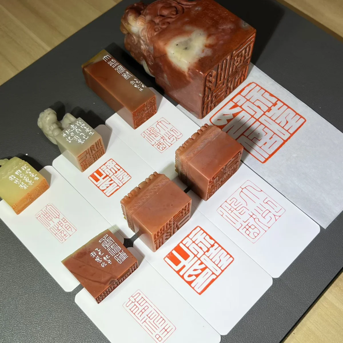 Seal Carving Gifts: Etiquette and Traditional Phrases
